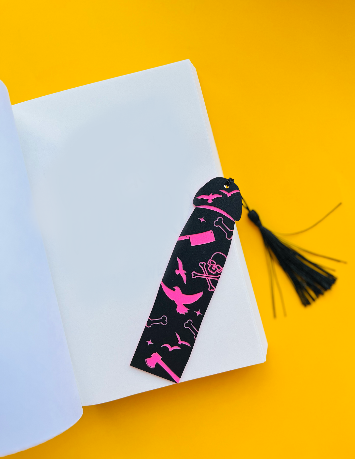 Blackbird Cockmark Bookmark: Orange
