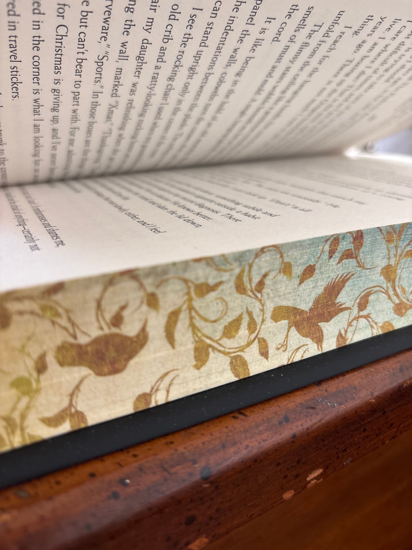 The Nightingale by Kristin Hannah