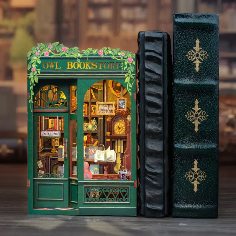 Hands Craft - DIY Book Nook Kit: Owl Bookstore