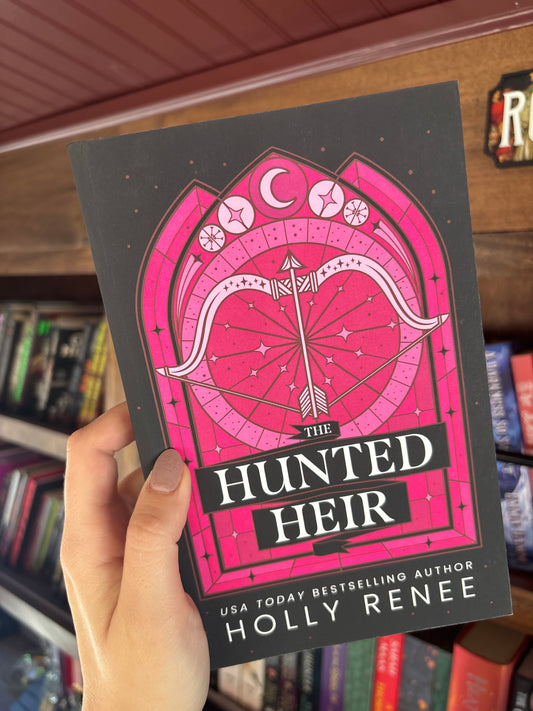 The Hunted Heir by Holly Renee
