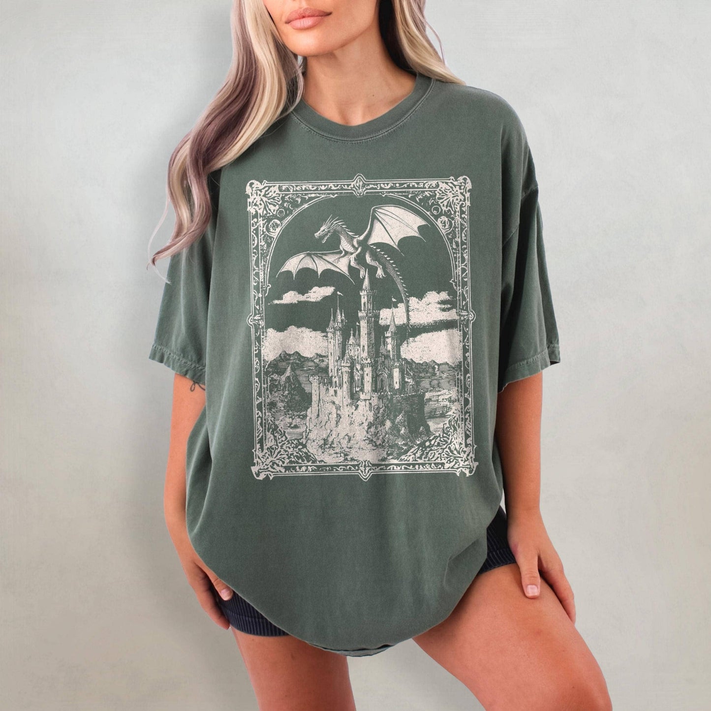 Dragon Lover Vintage Medieval T-Shirt Gift